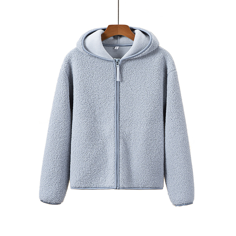 Aadhira | Moderner und modischer Winter Hoodie