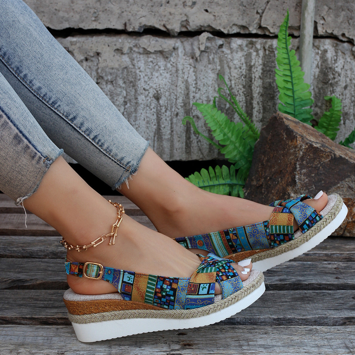 Adelaide® | Bedruckte Espadrilles mit offenem Zeh und Slingback-Keil